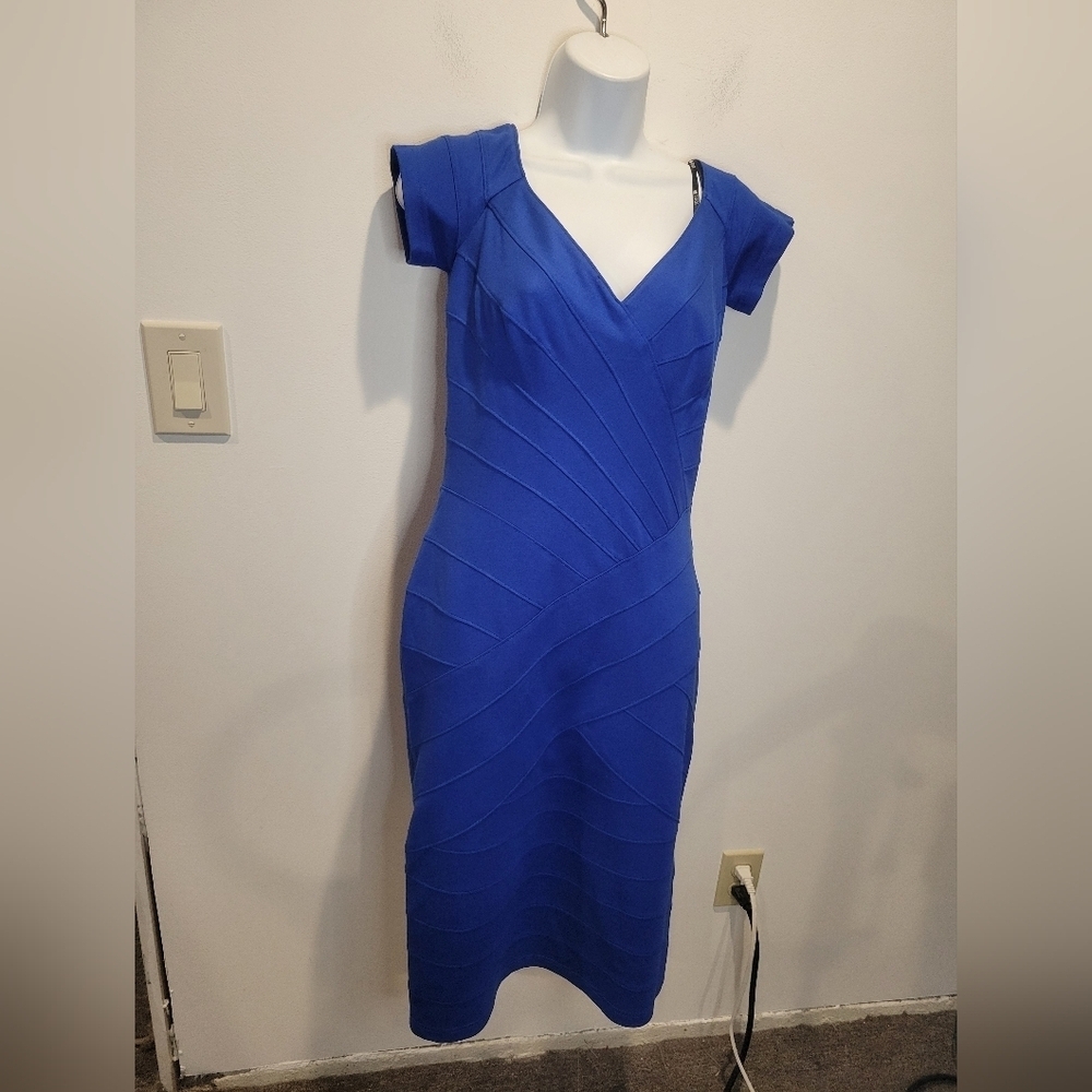 Tadashi Shoji Size M Blue Bodycon Bandage Midi Cocktail Dress